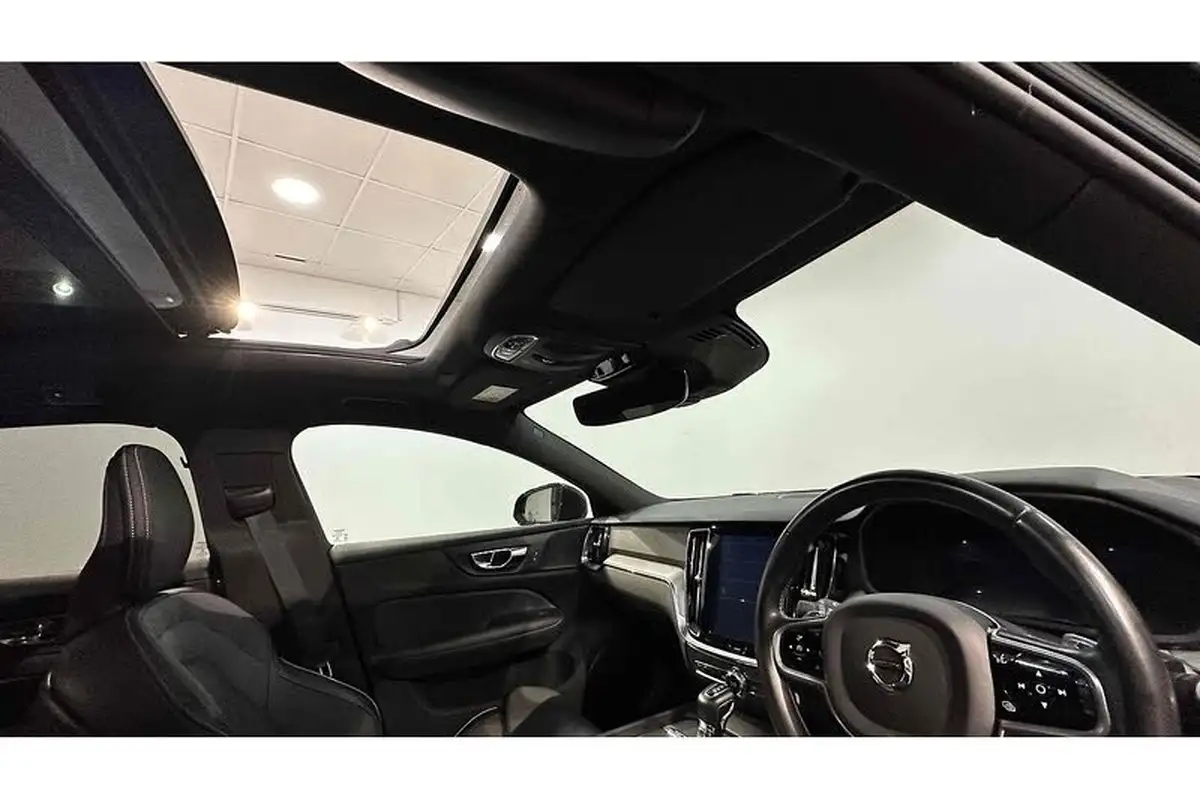 2019-volvo-s60-20-t5-r-design-plus-big-29