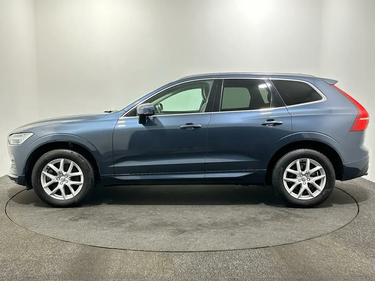 2019-volvo-xc60-20td-b4-momentum-big-3