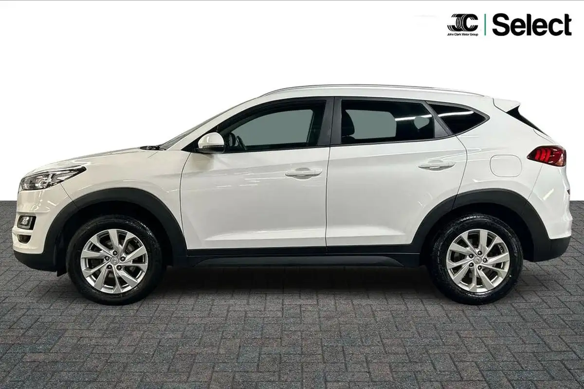 2018-hyundai-tucson-16-gdi-se-nav-big-12