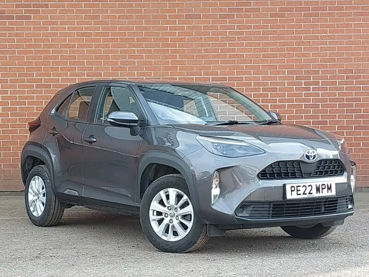 2022-toyota-yaris-cross-15-vvt-i-icon-big-0