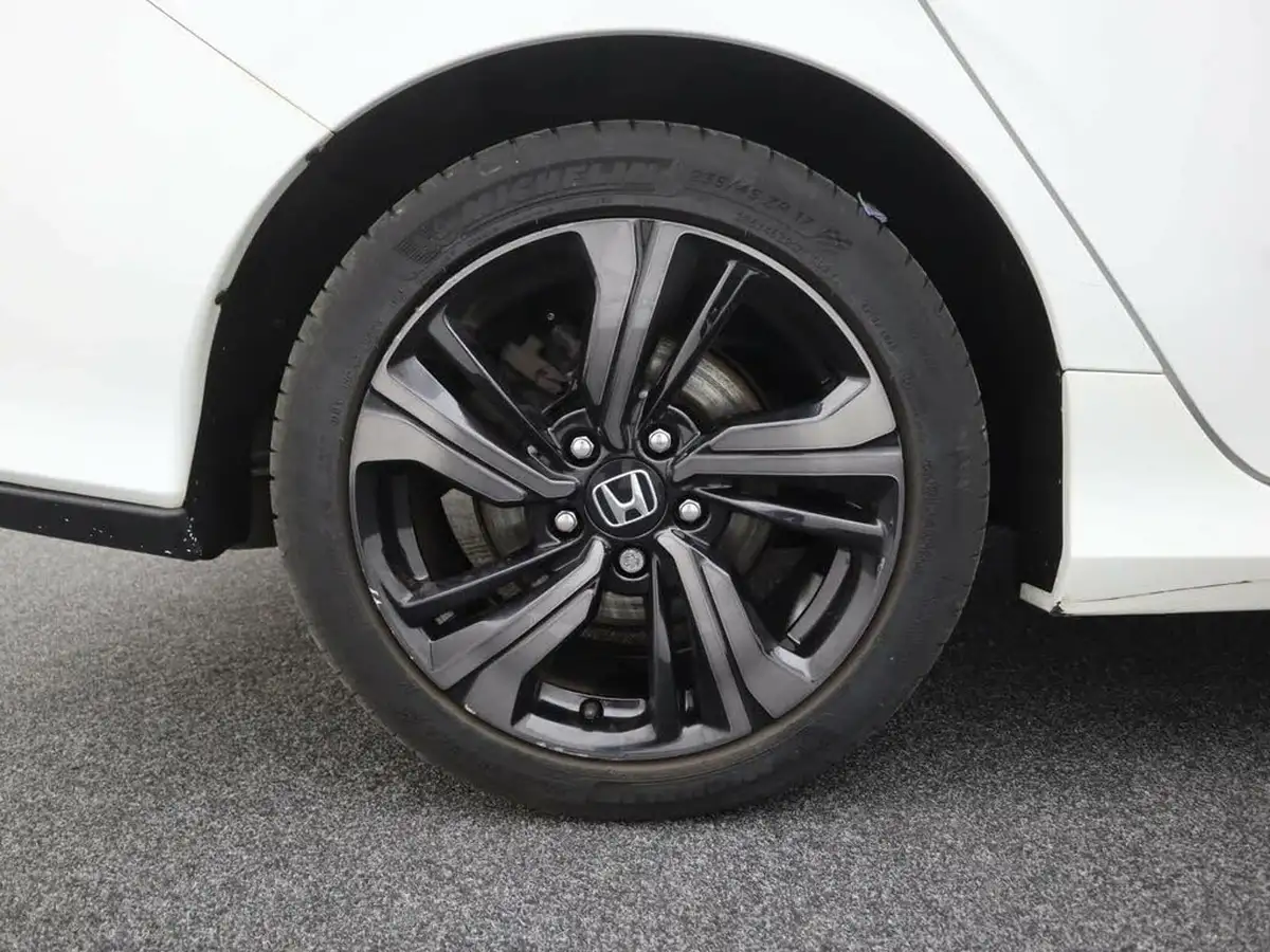 2020-honda-civic-10-vtec-turbo-sr-hatchback-5d-big-5