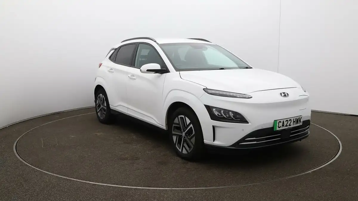 2022-hyundai-kona-e-premium-204ps-64kwh-7kw-obc-big-35