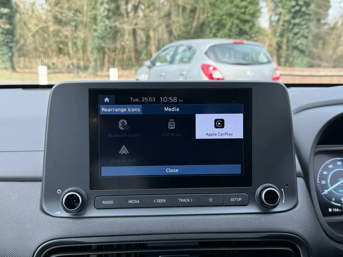2022-hyundai-kona-16-gdi-se-connect-big-22