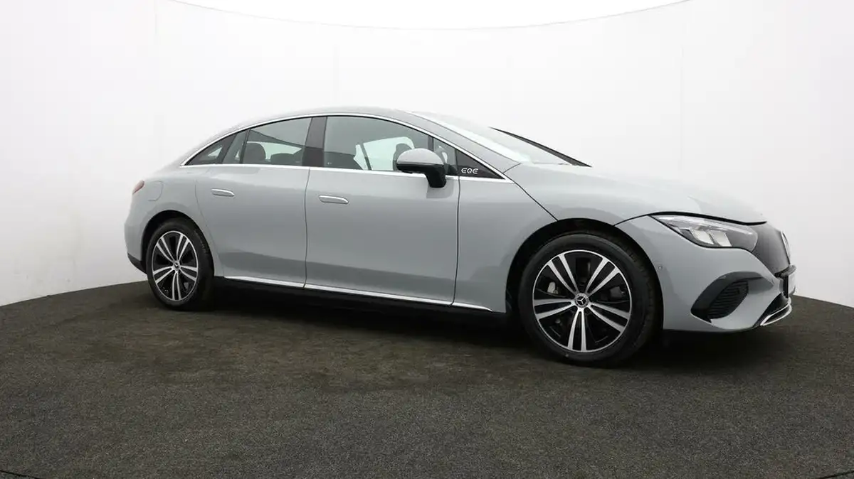 2023-mercedes-benz-eqe-e-eqe-300-sport-edition-big-37