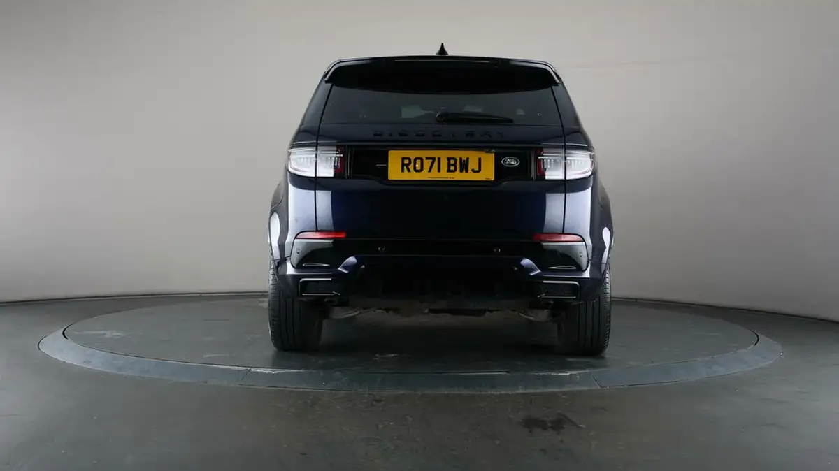 2021-land-rover-discovery-sport-15-p300e-r-dynamic-se-big-5