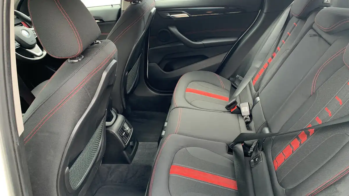 2018-bmw-x1-20td-xdrive20d-sport-big-32