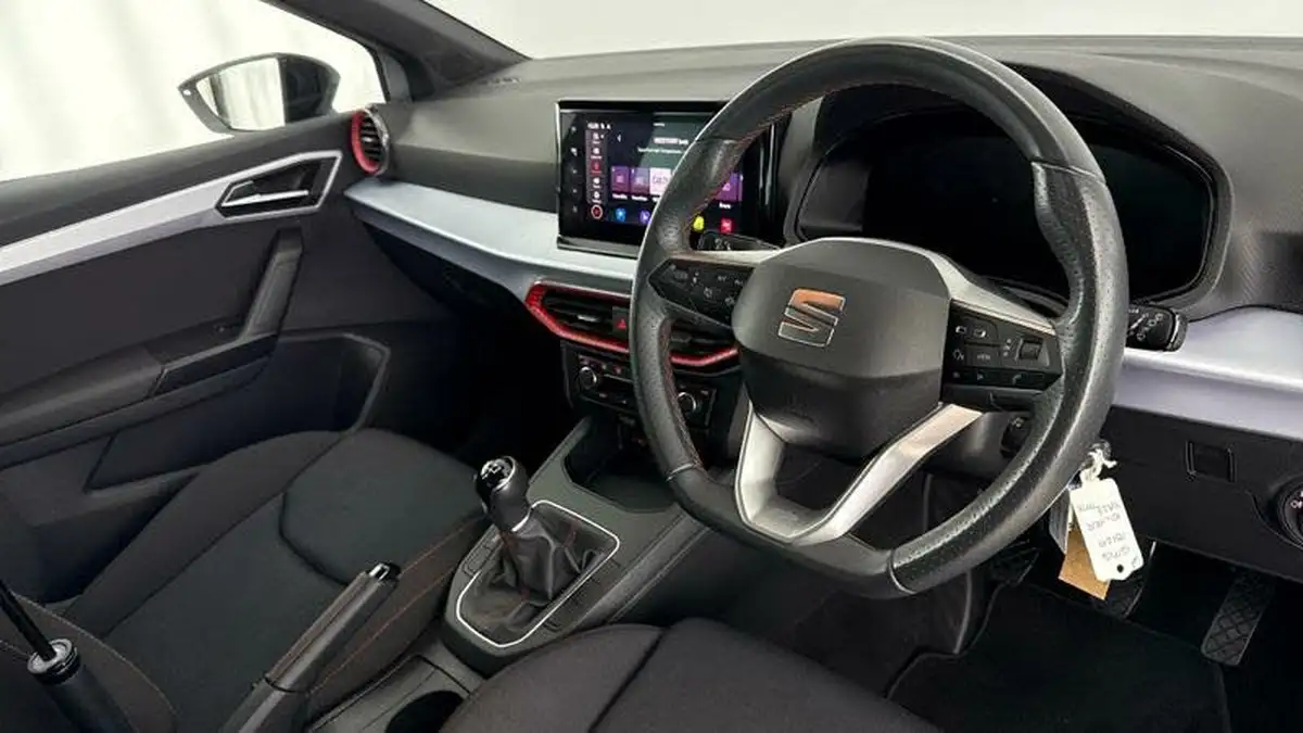 2023-seat-ibiza-10-mpi-fr-big-5