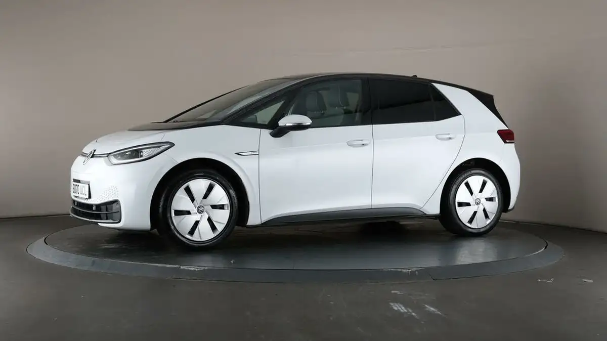 2020-volkswagen-id3-e-business-big-33
