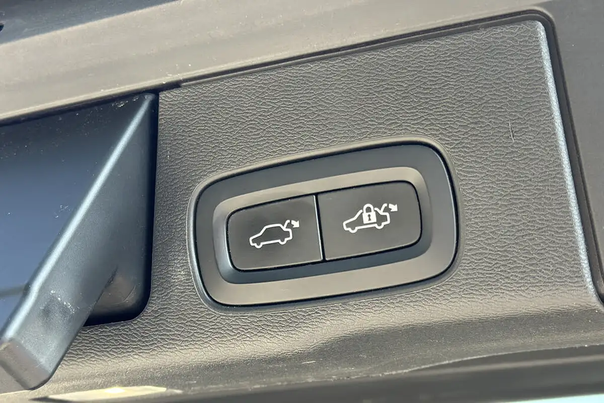 2020-volvo-xc60-20-t8-inscription-pro-big-22