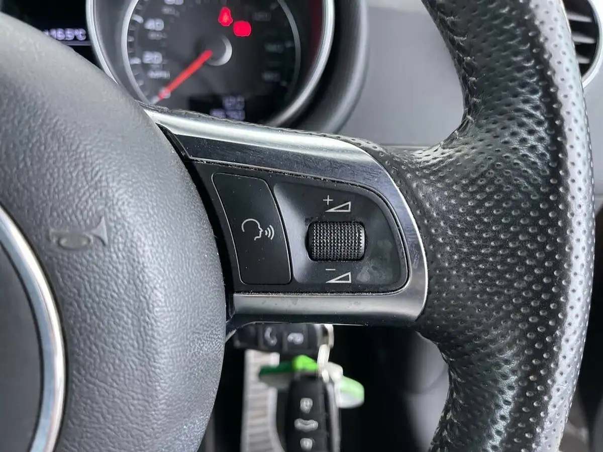 2011-audi-tt-coupe-20-tdi-s-line-quattro-big-43