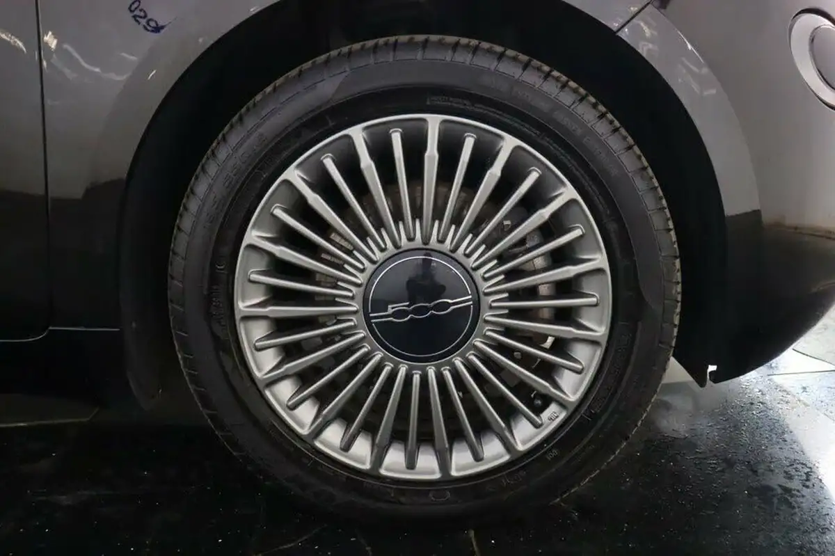 2022-fiat-500-e-icon-117bhp-big-33