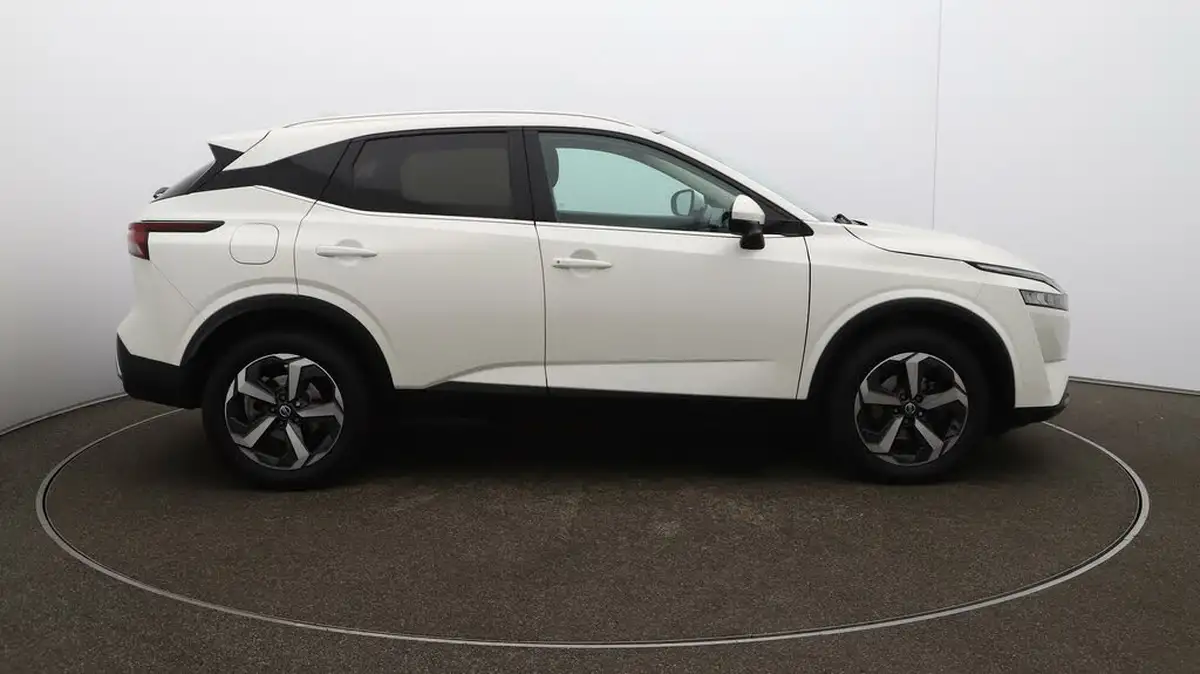 2022-nissan-qashqai-13-dig-t-n-connecta-140ps-big-40