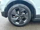 2025-renault-megane-e-tech-e-evolution-small-14