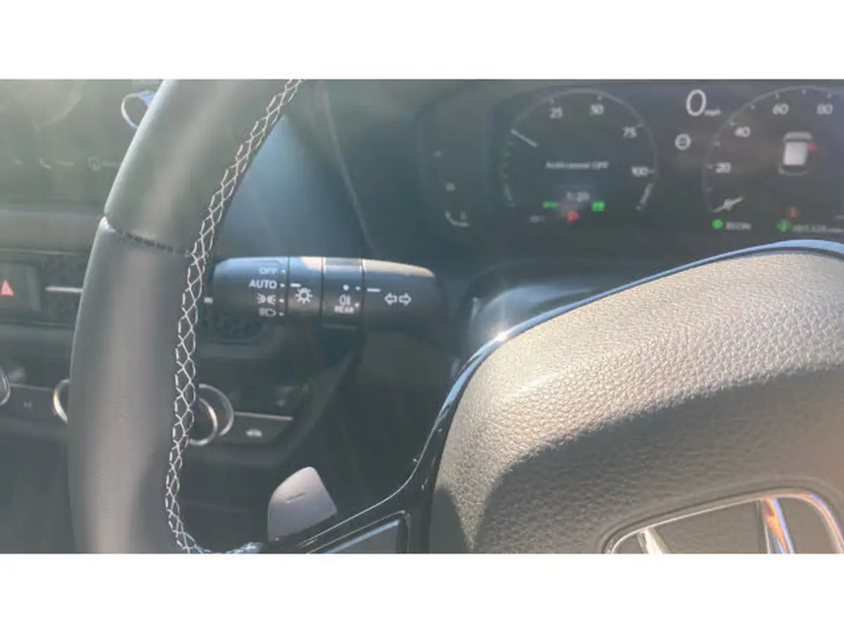 2025-honda-zr-v-20-i-mmd-sport-big-36