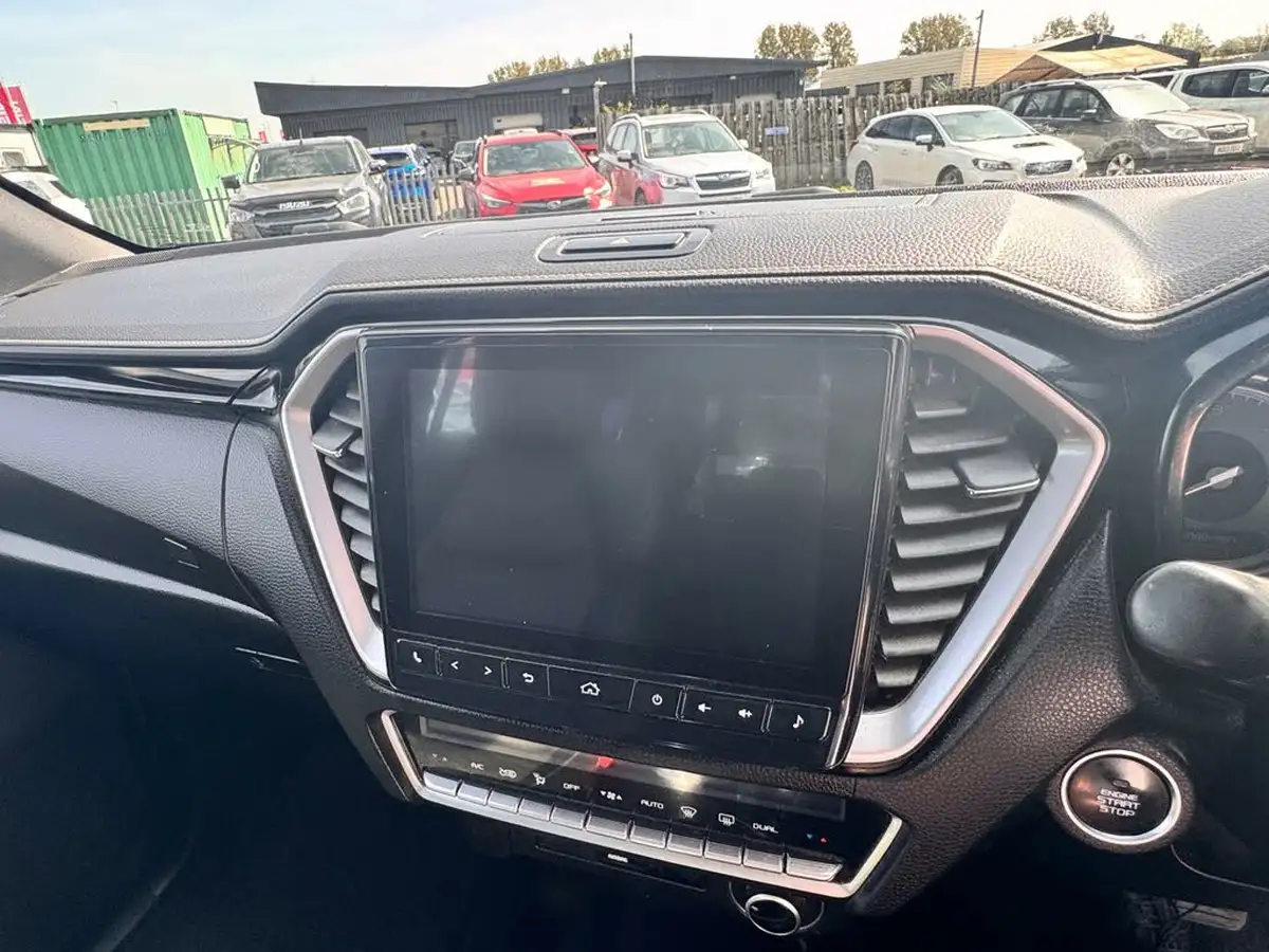 2022-isuzu-d-max-19td-v-cross-pick-up-big-27