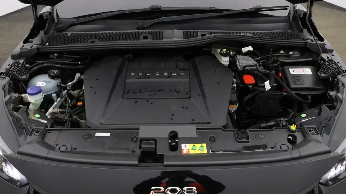 2021-peugeot-208-e-gt-50kwh-big-30