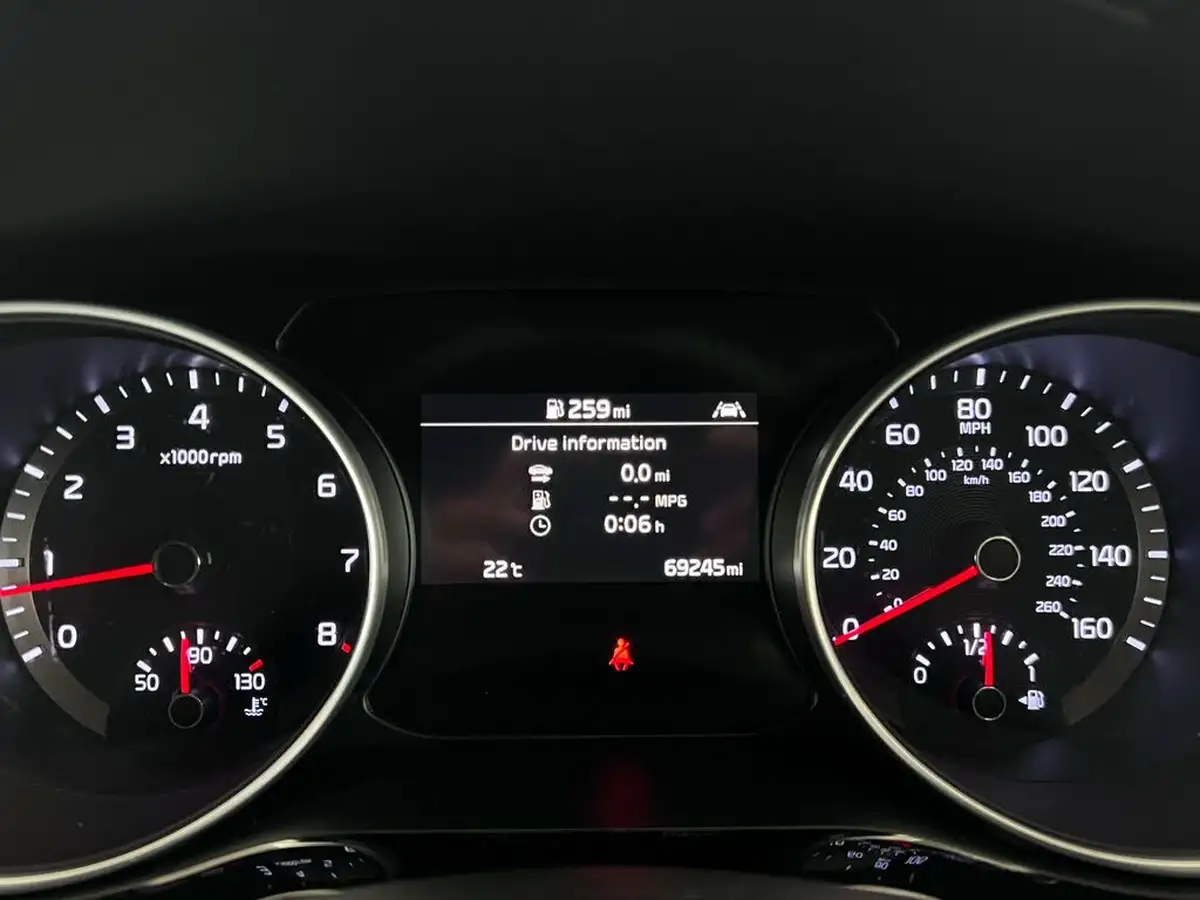 2021-kia-pro-ceed-15-t-gdi-gt-line-big-14