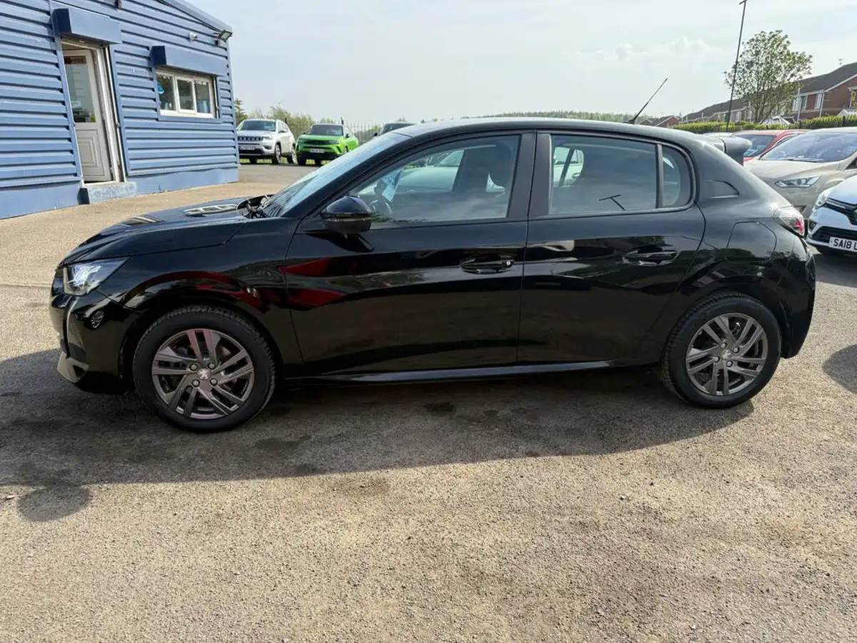 2022-peugeot-208-12-puretech-active-premium-100bhp-eat8-big-4