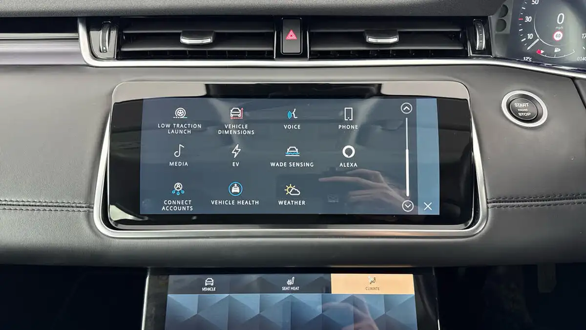 2021-land-rover-range-rover-evoque-15-p300e-r-dynamic-hse-big-16