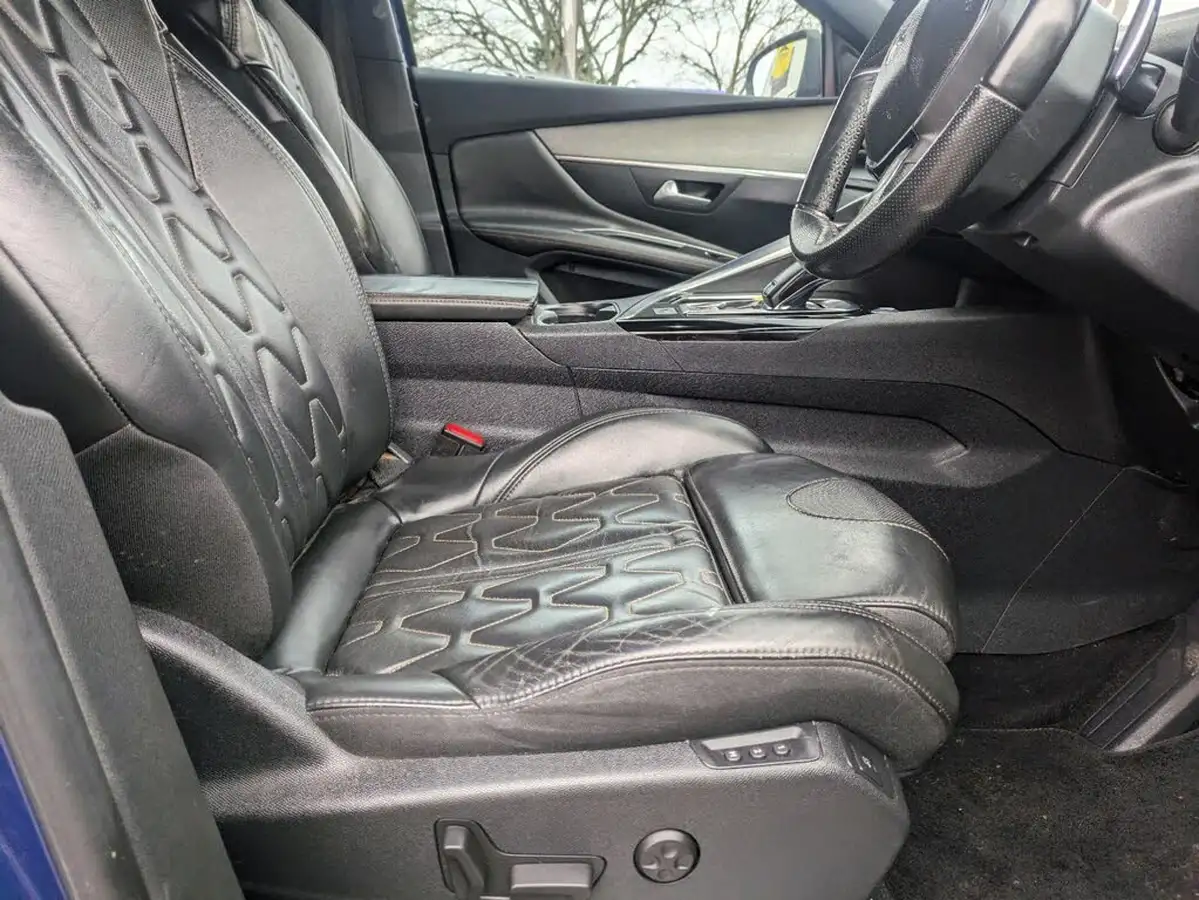 2017-peugeot-3008-suv-20-bluehdi-gt-big-23