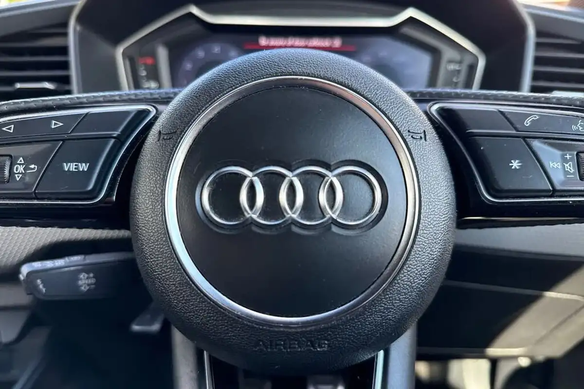 2019-audi-a1-10-30-tfsi-s-line-big-33