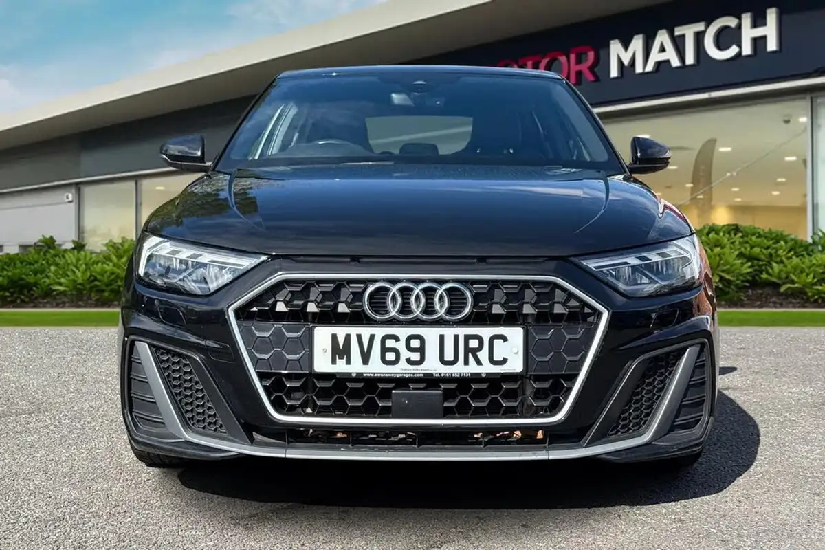 2019-audi-a1-10-30-tfsi-s-line-big-5