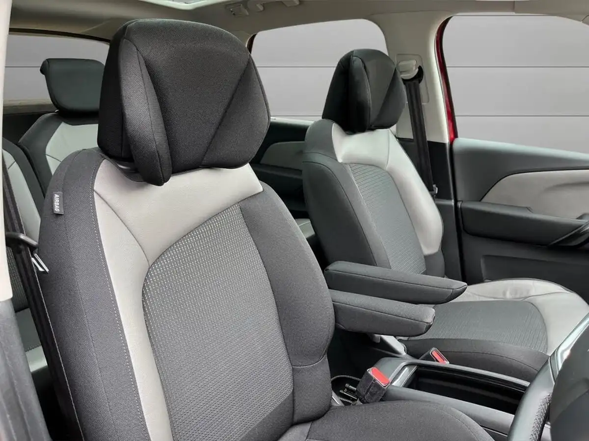 2018-citroen-c4-spacetourer-20bluehdi-flair-162ps-eat8-big-12