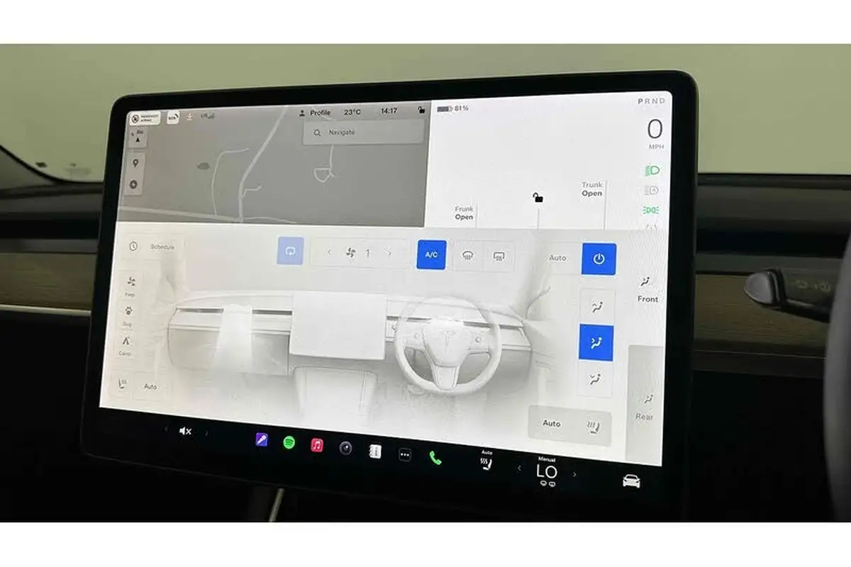 2020-tesla-model-3-e-performance-big-35
