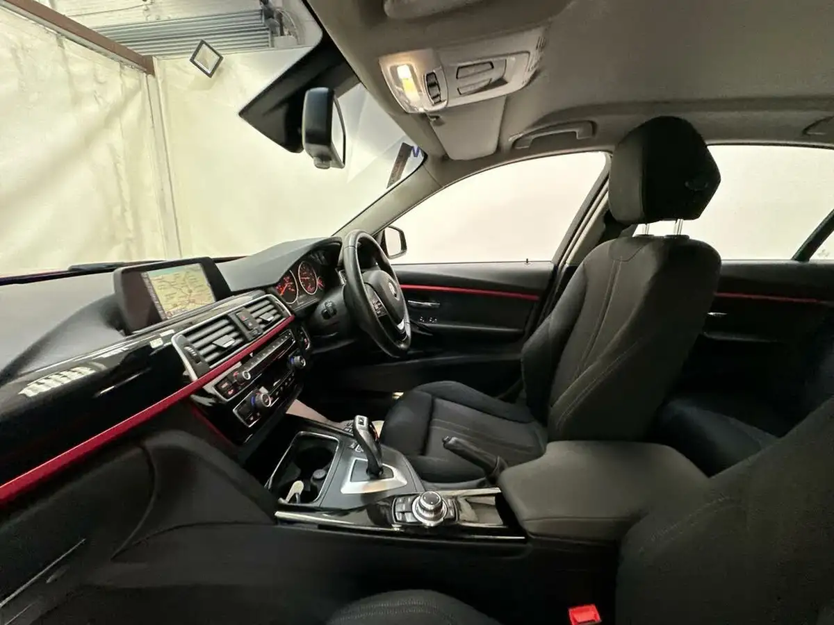 2016-bmw-3-series-20-320i-sport-saloon-4d-auto-big-25