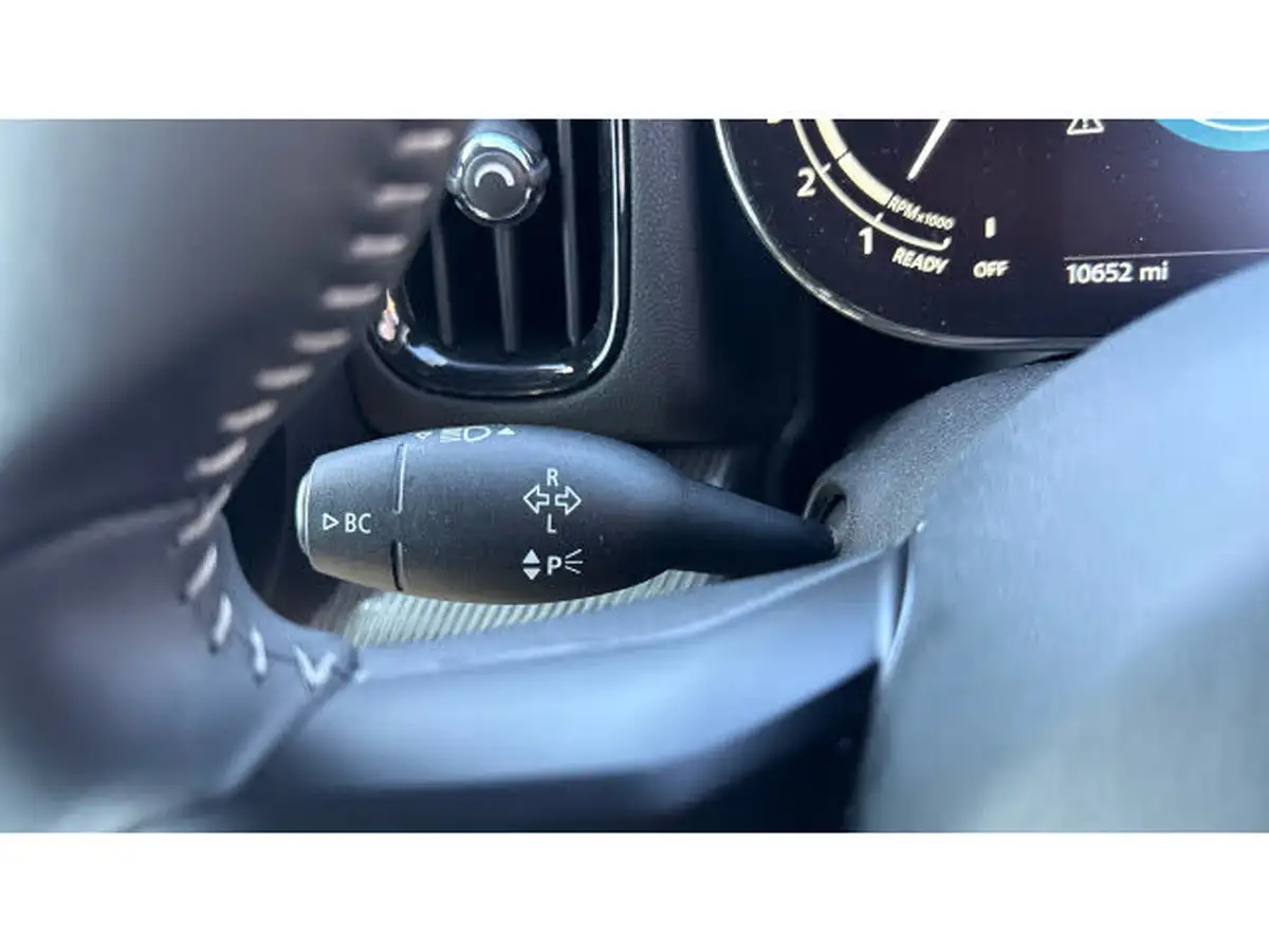 2022-mini-countryman-15-cooper-exclusive-premium-auto-big-30