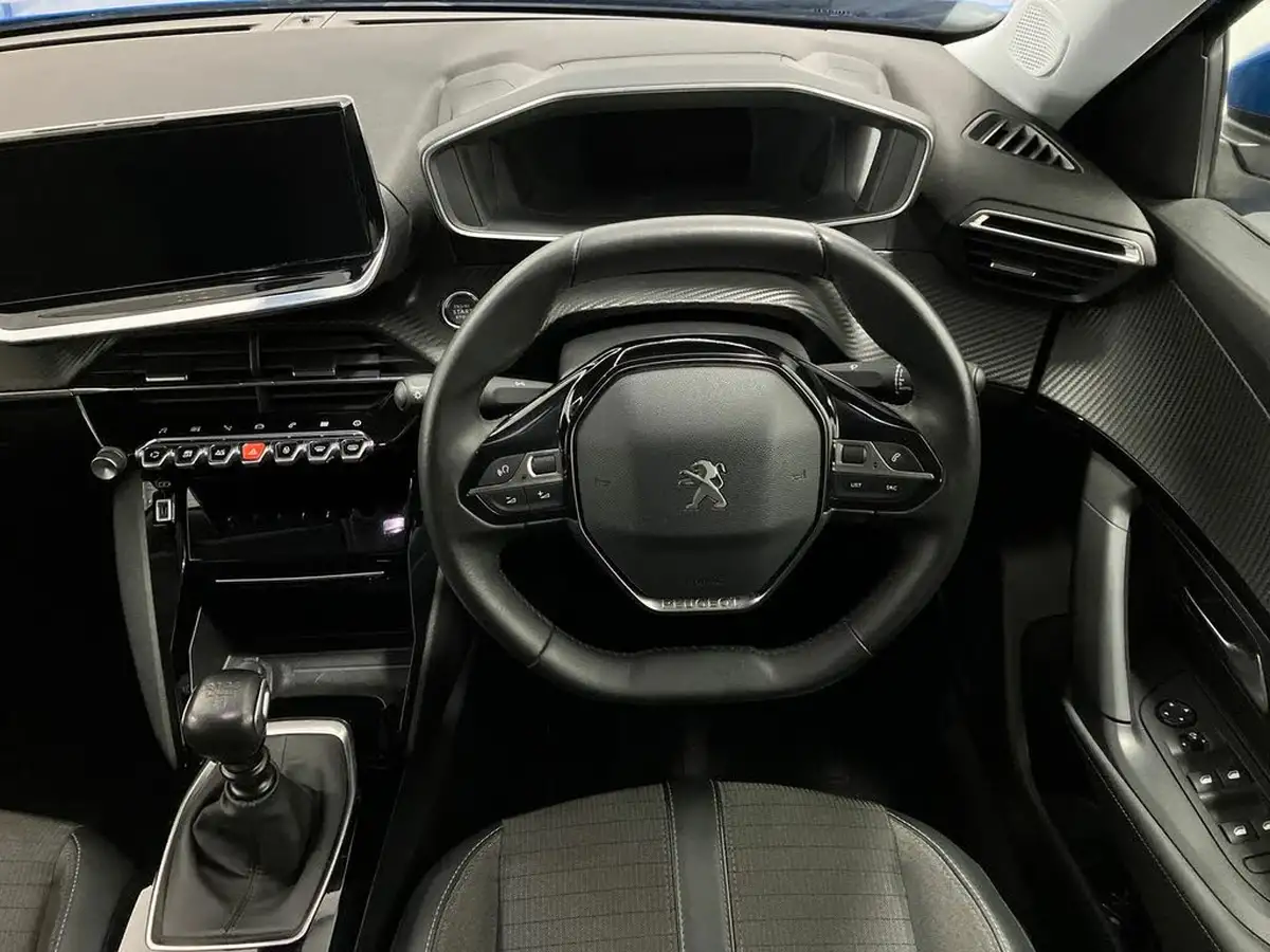 2021-peugeot-2008-suv-12-puretech-allure-premium-100bhp-big-14