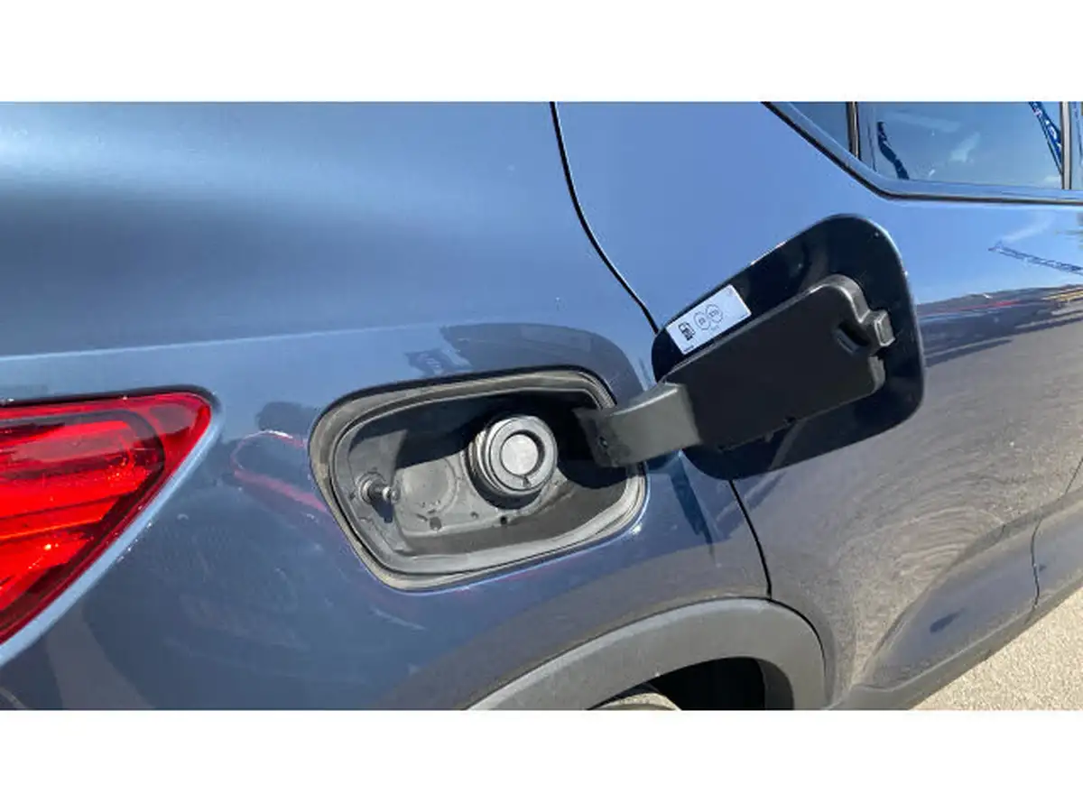 2021-volvo-xc40-15-t3-r-design-161bhp-auto-big-39