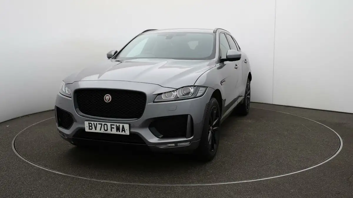 2020-jaguar-f-pace-20-i4d-chequered-flag-180ps-big-31