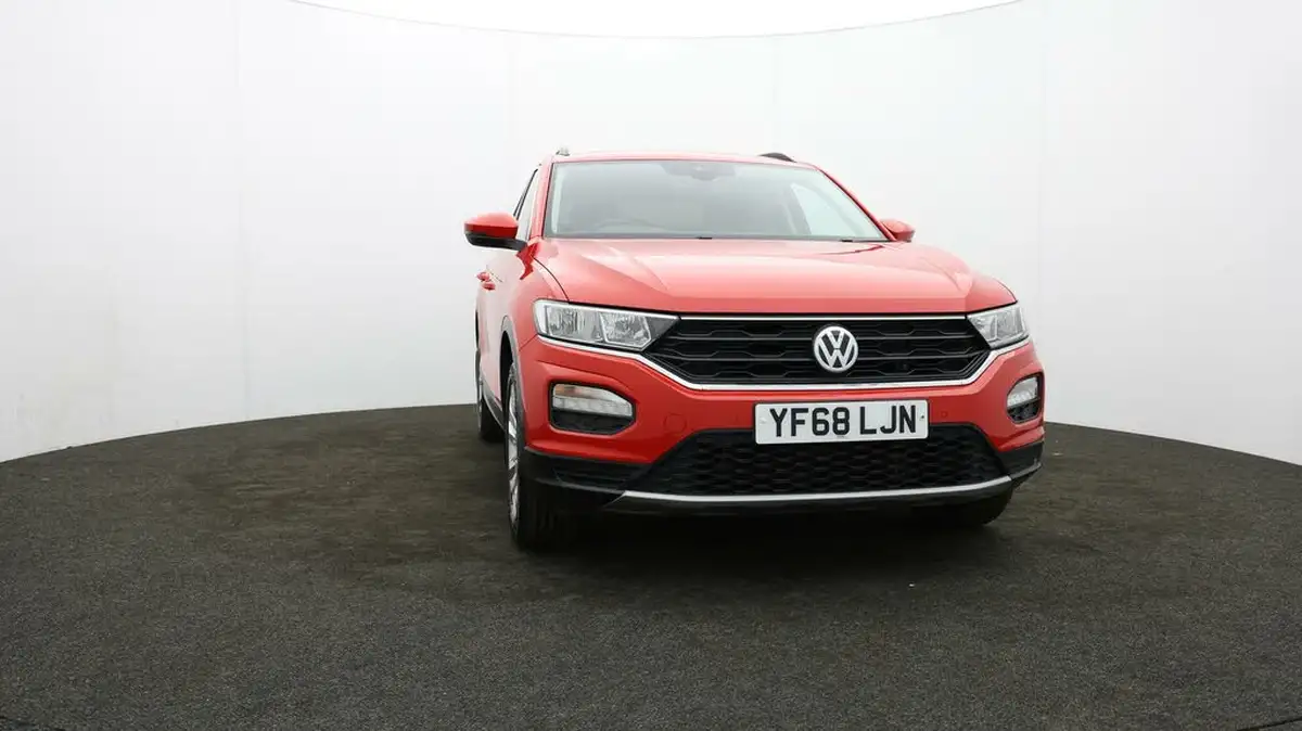 2018-volkswagen-t-roc-10-tsi-se-big-43