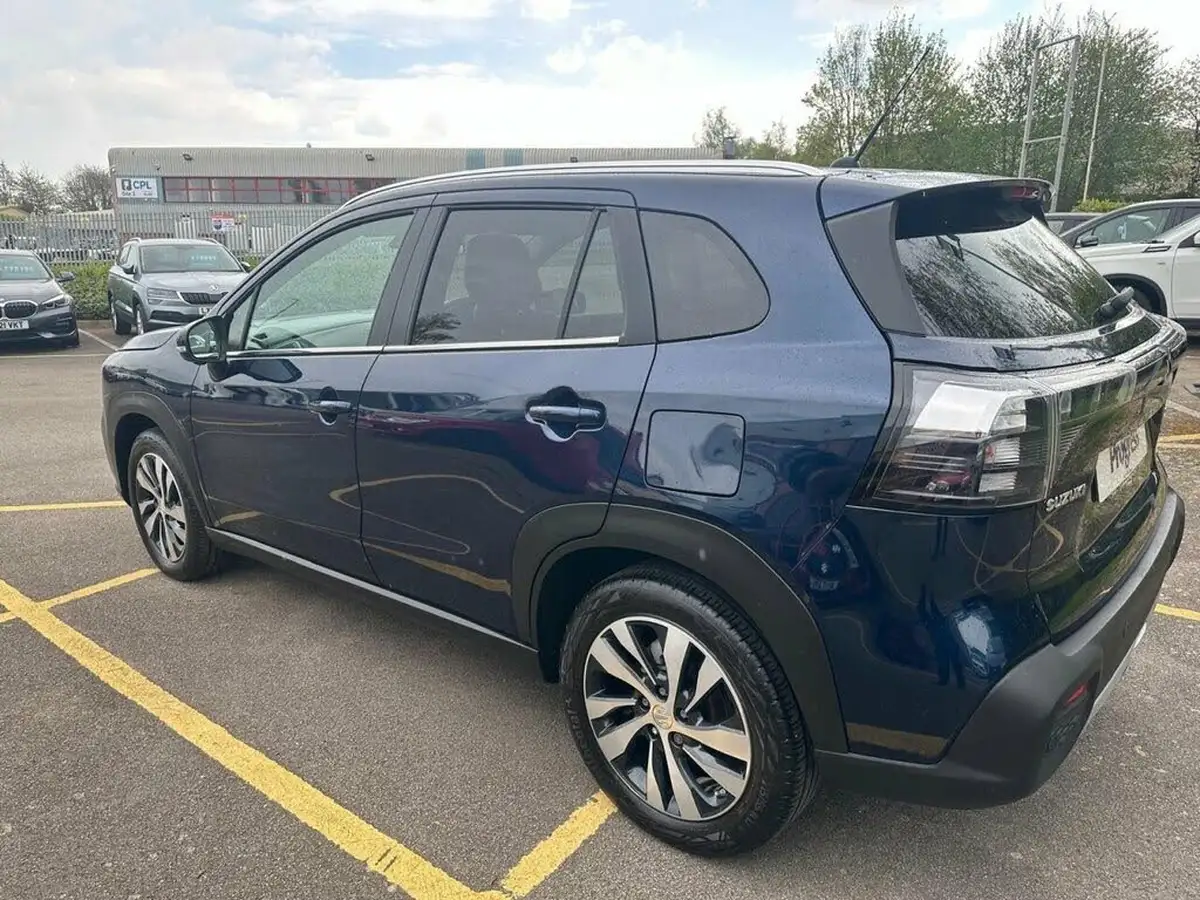 2022-suzuki-s-cross-14-boosterjet-ultra-big-5