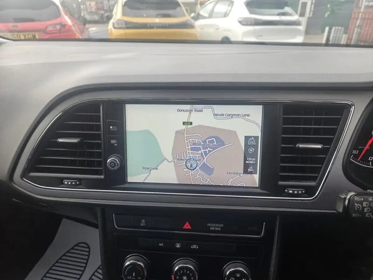 2017-seat-leon-12-tsi-se-dynamic-technology-hatchback-big-22