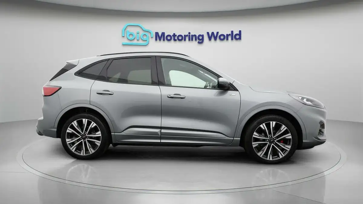 2021-ford-kuga-25t-st-line-x-edition-225ps-phev-big-7