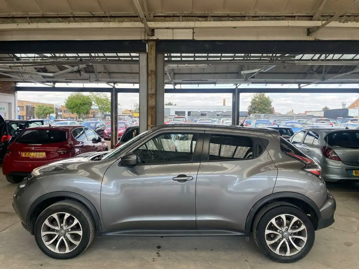 2015-nissan-juke-16-tekna-117ps-1598cc-xtronic-cvt-big-5