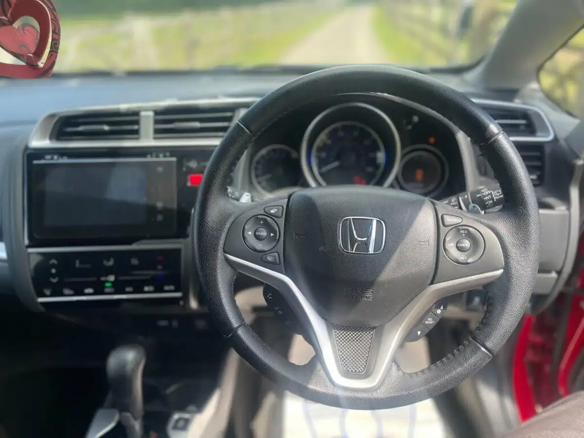 2016-honda-jazz-13-i-vtec-ex-cvt-big-18