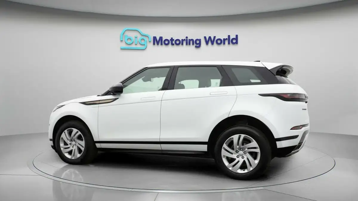 2021-land-rover-range-rover-evoque-20-d200-r-dynamic-s-big-3