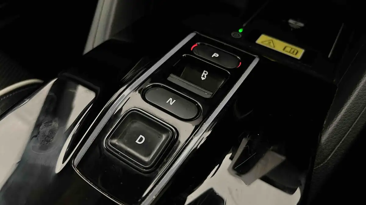 2024-honda-eny1-e-advance-big-44