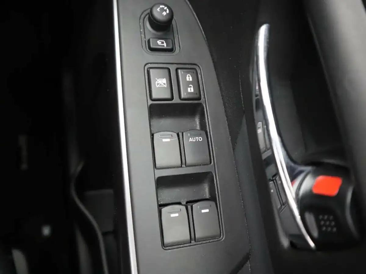 2022-suzuki-s-cross-14-boosterjet-ultra-big-28