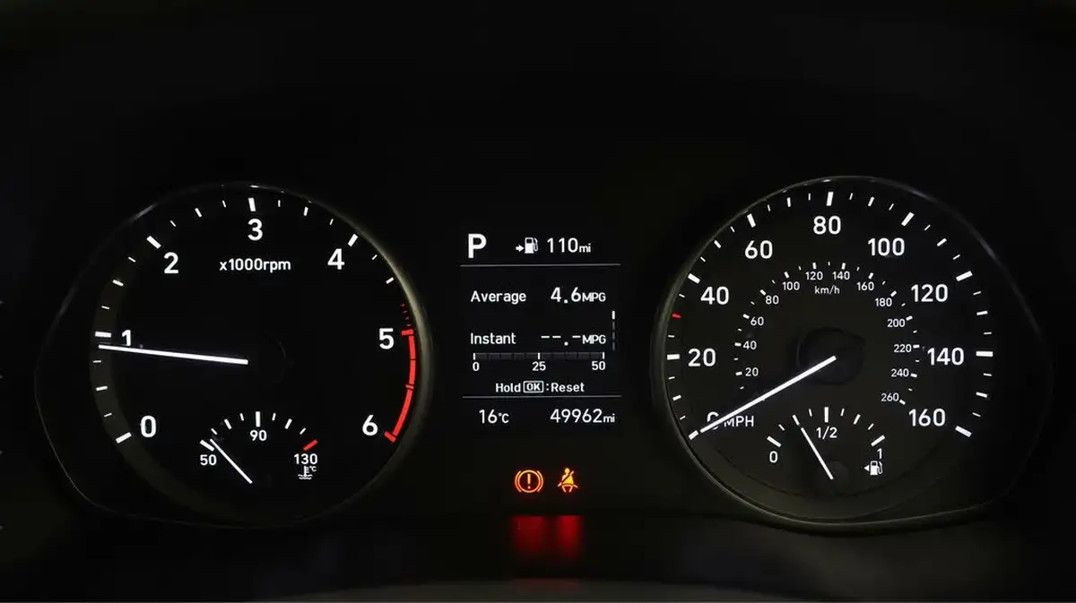 2018-hyundai-i30-16crdi-se-nav-109ps-blue-drive-isg-hatchback-1582cc-dct-big-9
