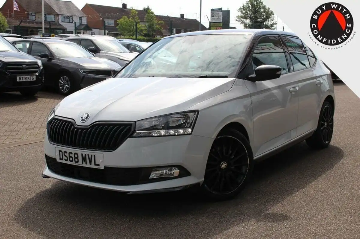 2018-skoda-fabia-10-tsi-monte-carlo-110ps-hatchback-big-3