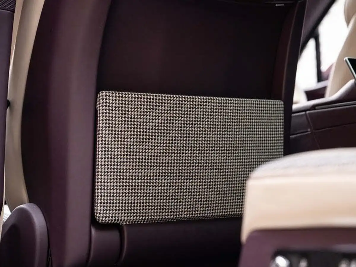 2023-bentley-bentayga-40-v8-extended-wheelbase-azure-big-54