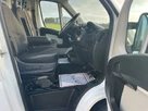 2018-peugeot-boxer-20-bluehdi-professional-335-l3-h2-small-9
