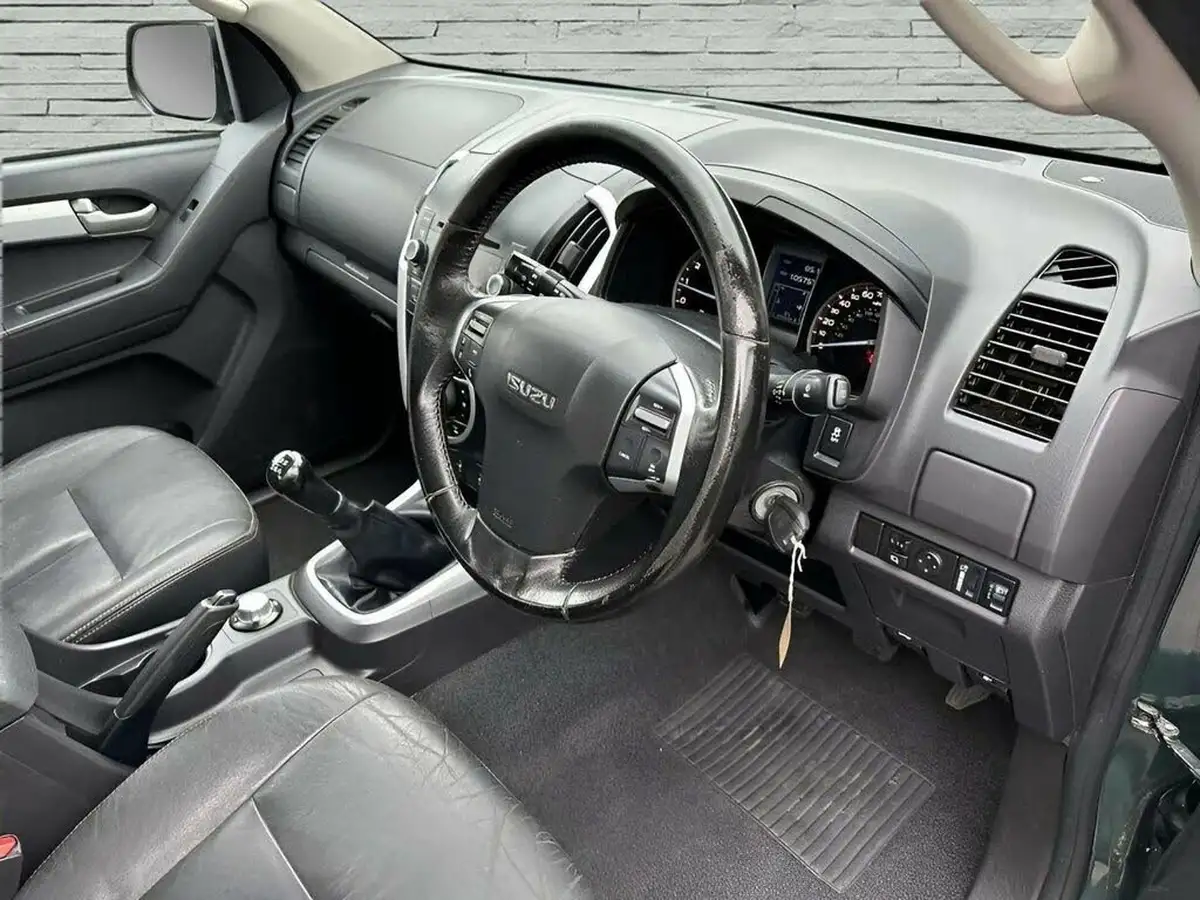2015-isuzu-d-max-25td-utah-big-9