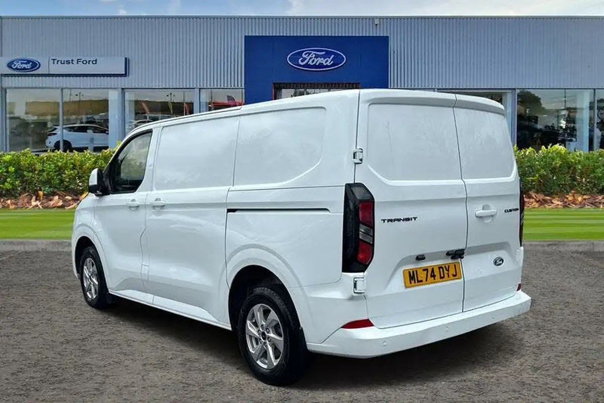 2024-ford-transit-custom-20tdci-280-l1h1-limited-136pseu6e-panel-van-1996cc-big-1