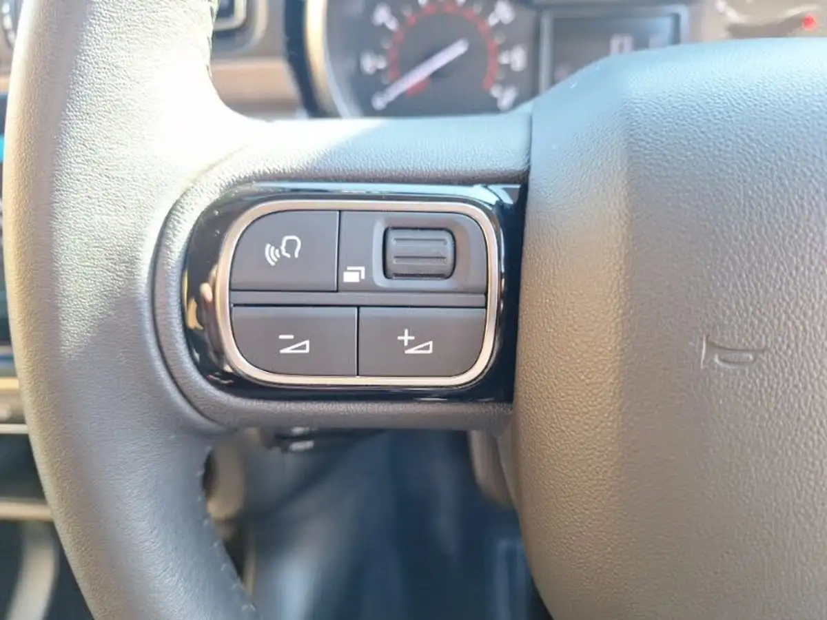 2022-citroen-c3-12-puretech-shine-plus-110ps-ss-eat6-big-11