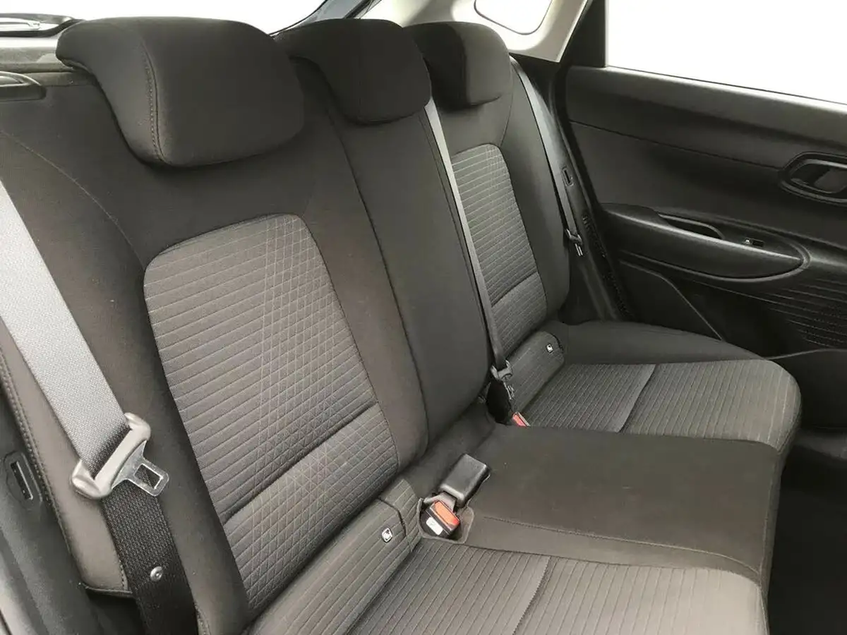 2023-hyundai-i20-10-t-gdi-se-connect-dct-big-10
